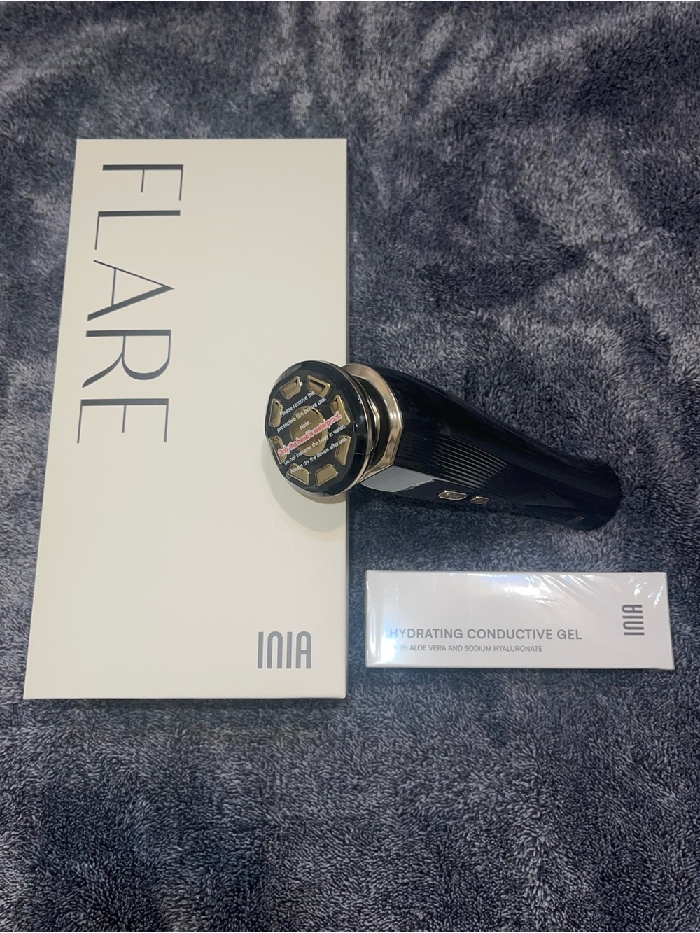 INIA 3-in-1 Red for Face and Neck [NEVER USED]